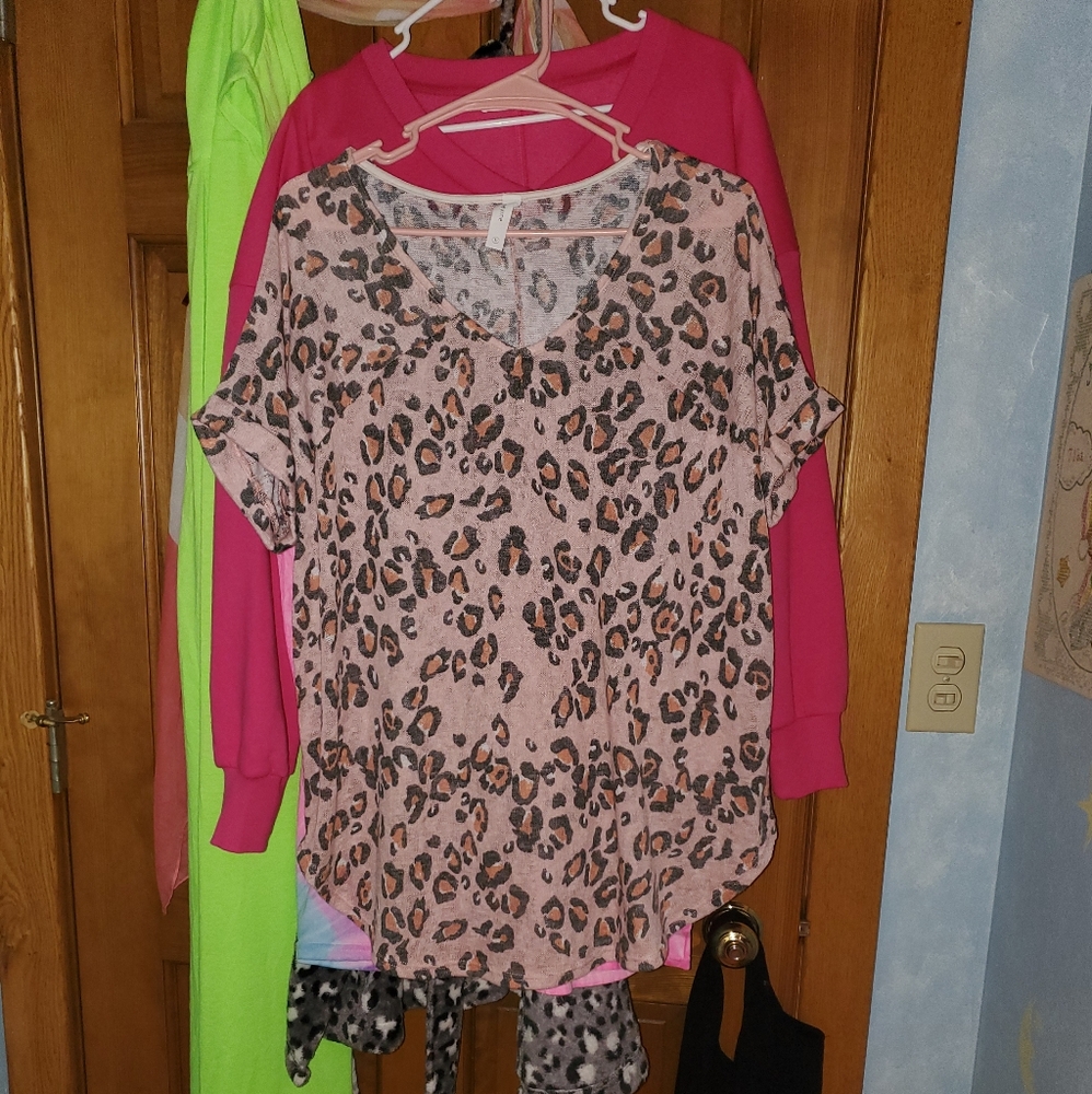 Size medium honey me brand